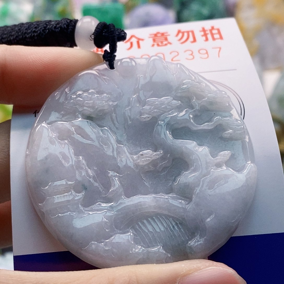 吊坠(不含链)未镶嵌翡翠