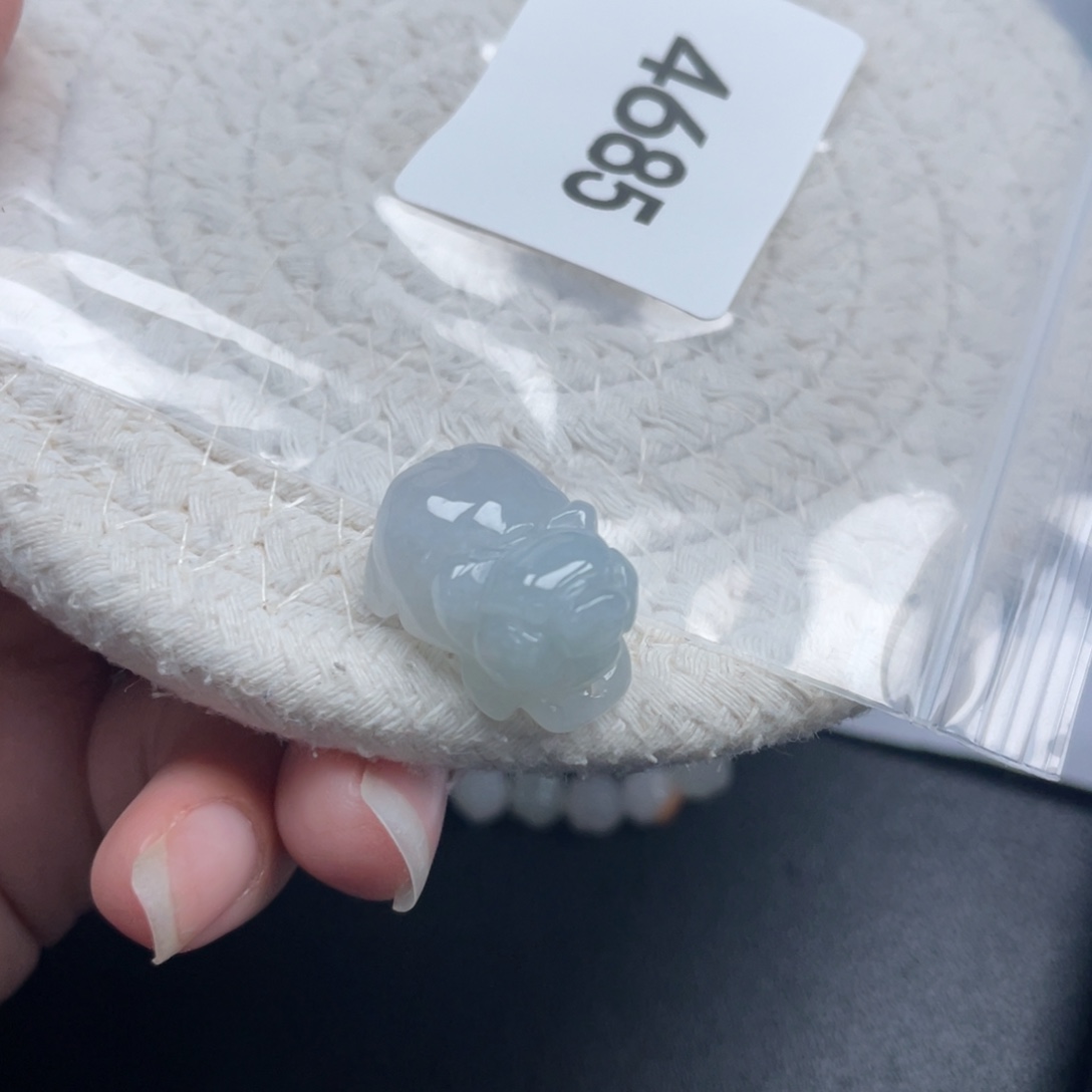 翡翠未镶嵌颈饰天然A货缅甸翡翠