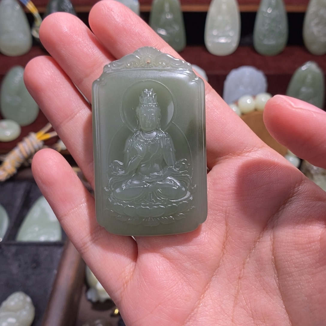 和田玉（糖玉）未镶嵌颈饰