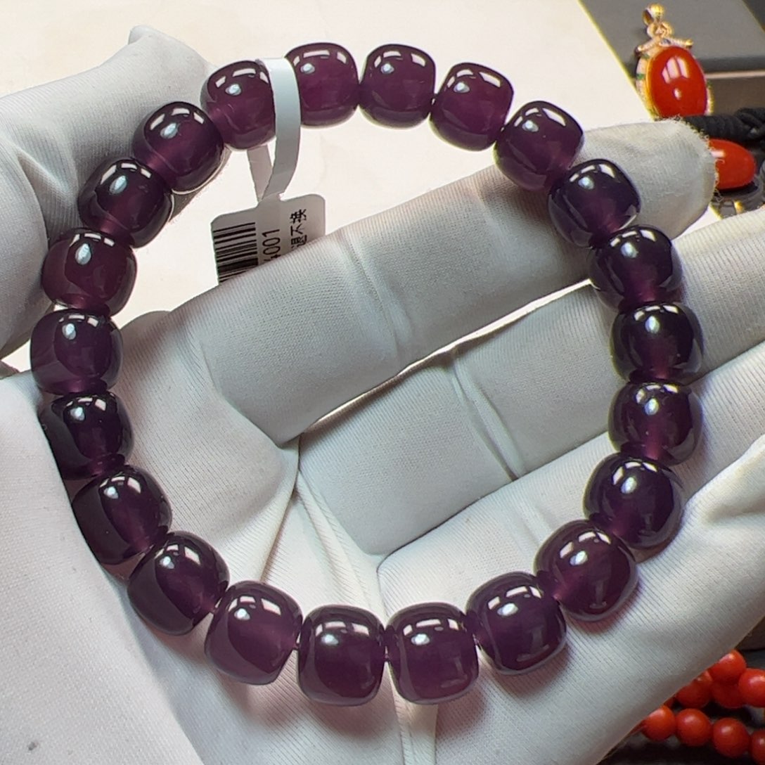 晓***鼠玛瑙/玉髓未镶嵌手串10mm原矿精品冰紫老形手串