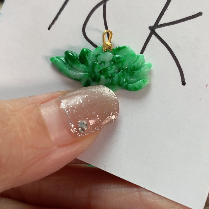 翡翠吊坠(不含链)18K金镶嵌