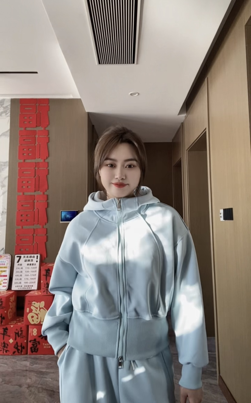 月蒙家-大码胖mm休闲运动时尚韩版连帽显瘦卫衣+高腰阔腿裤套装