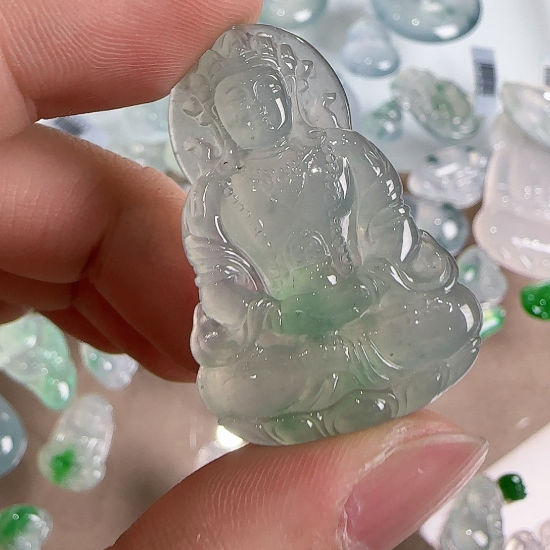 【闪购商品】翡翠吊坠(不含链)18K金镶嵌向**长