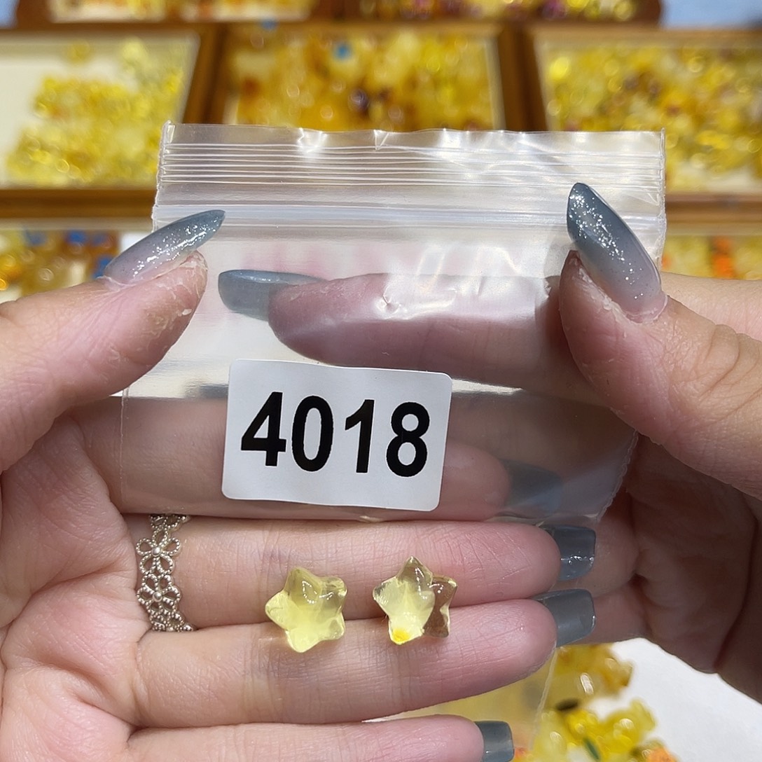 琥珀颈饰未镶嵌蜜蜡