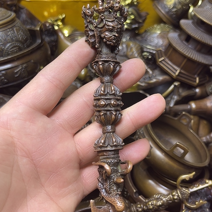 诚信经营精美铜器