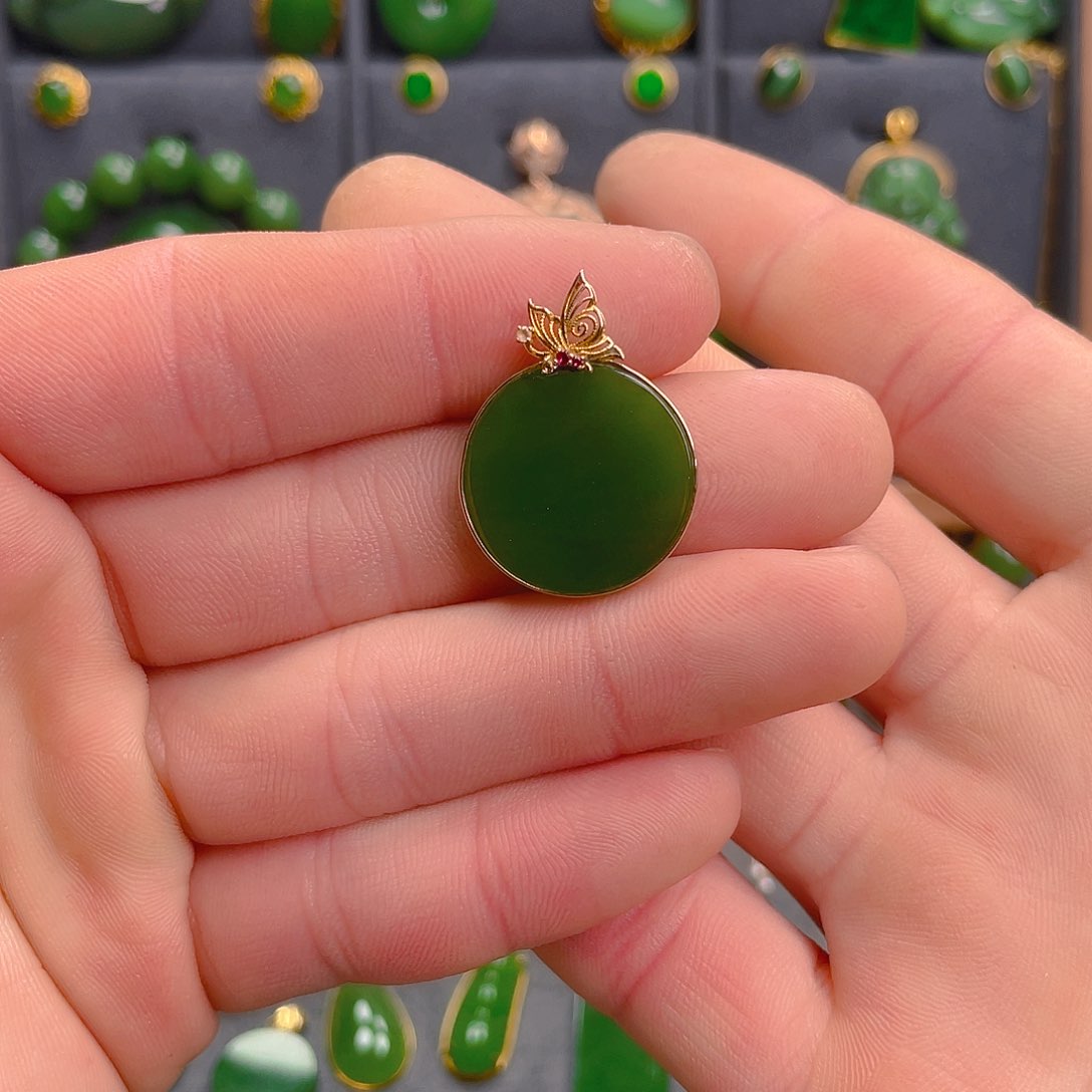 和田玉（碧玉）吊坠(不含链)18K金镶嵌1580
