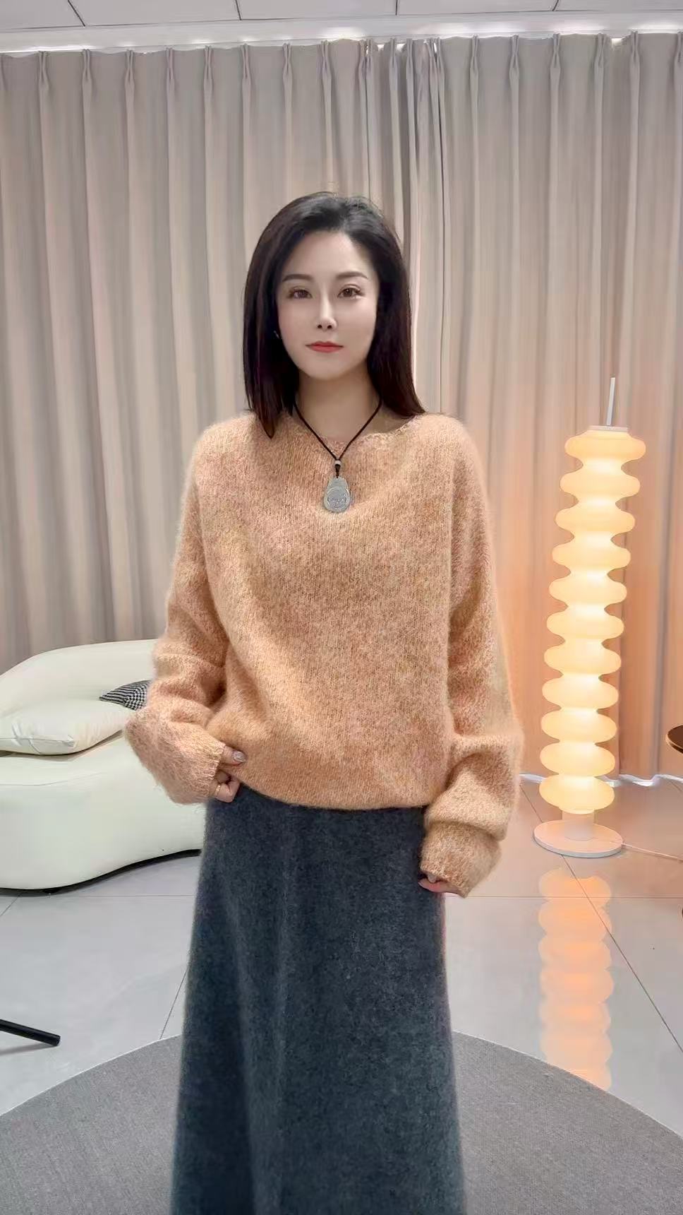 2025女士羊绒毛衣针织百搭宽松宽松型厚款毛衣加绒衫圆领