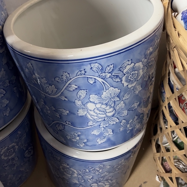 瓷片微瑕。。。。。。。。。。。。。。