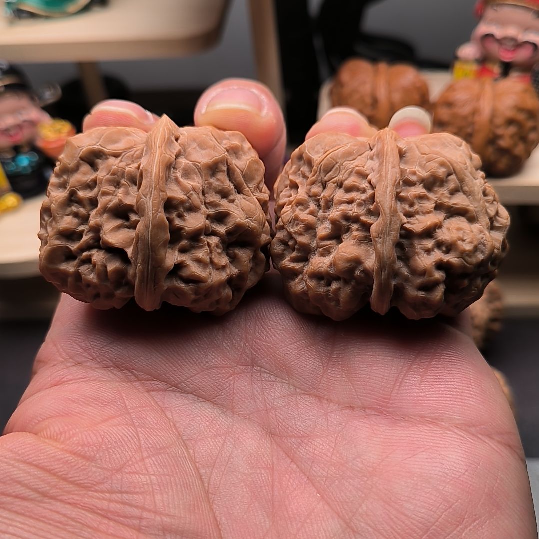 帅***毛福利不退不换手把件