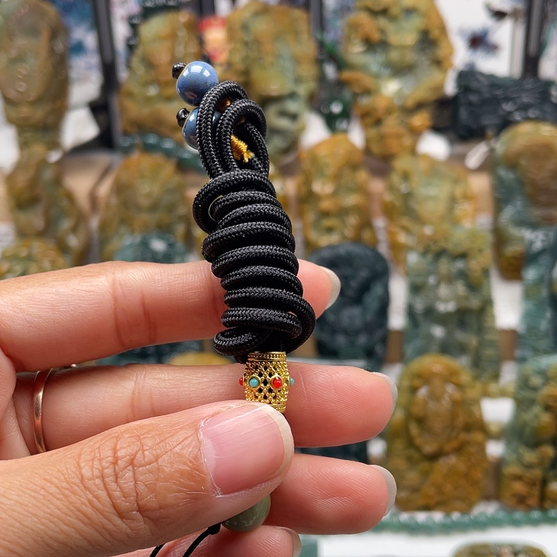 汪***6翡翠未镶嵌颈饰天然翡翠a货绳