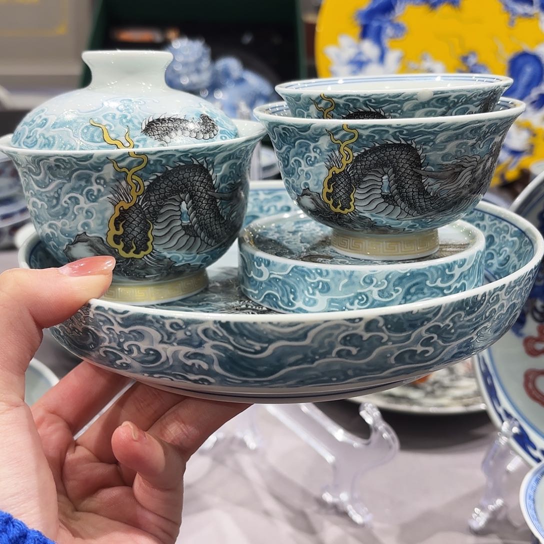 瓷片景德镇瓷器和