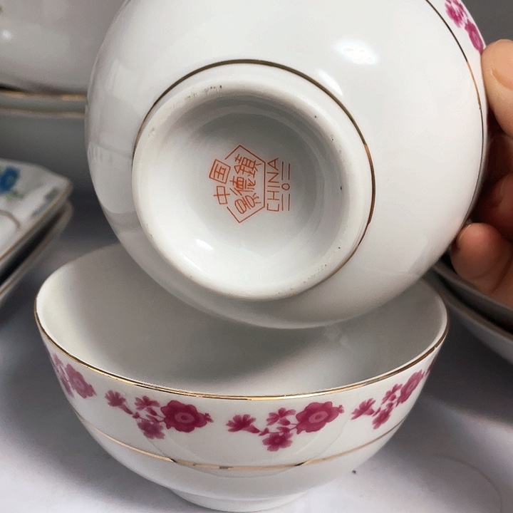 罐直径12.5厘米，发2个……