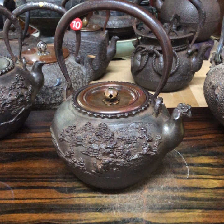 龙文堂兽嘴蜡膜壶