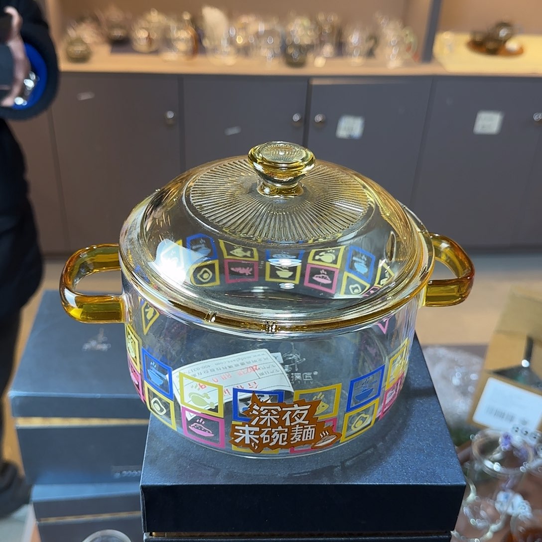 106高硼硅玻璃杯周边