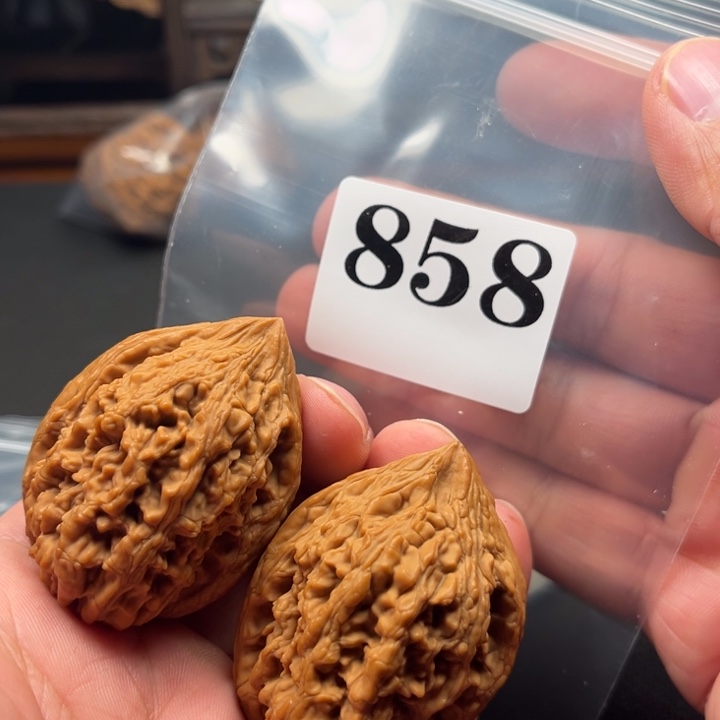 核桃38全品大沽石
