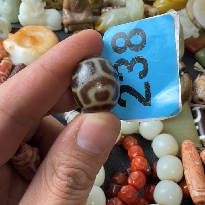 未镶嵌颈饰玛瑙/玉髓