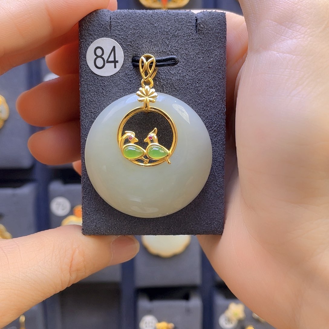 和田玉颈饰银S925镀金镶嵌