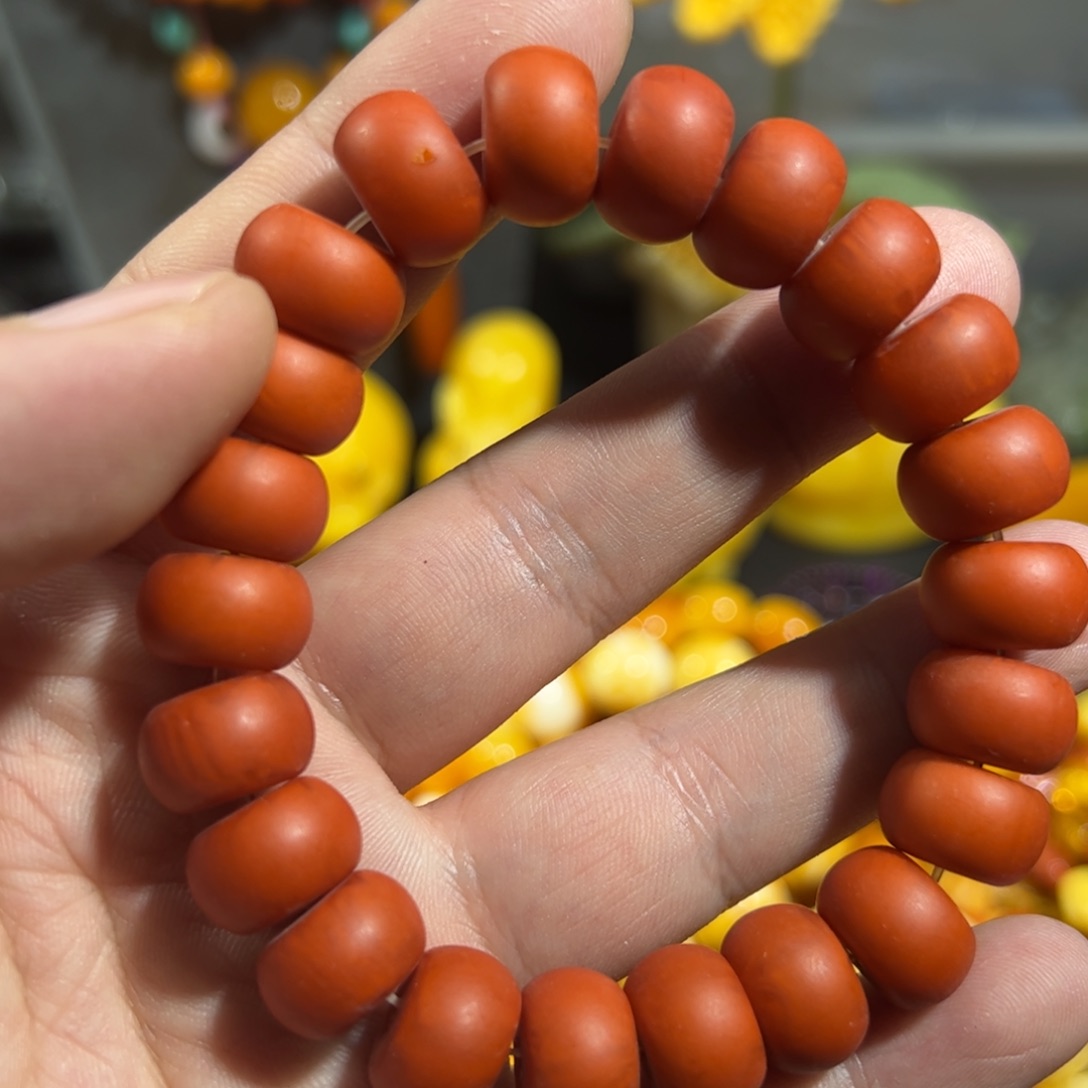 未镶嵌琥珀手链有瑕疵卡1.4➕