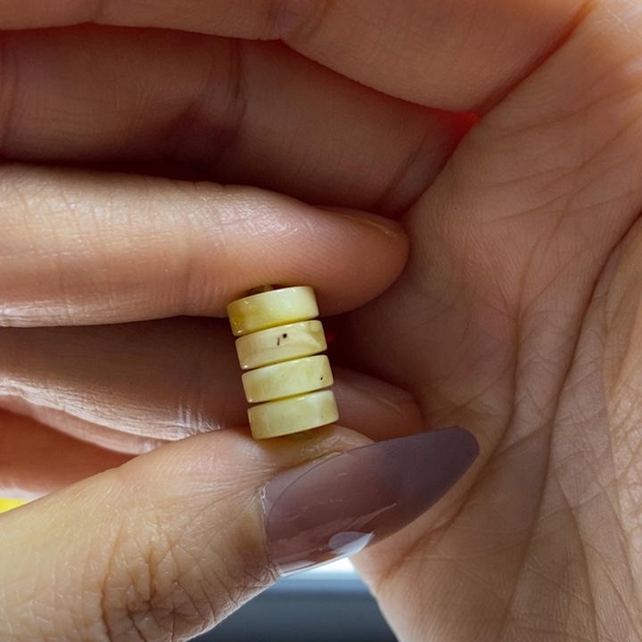 蜜蜡裸石未镶嵌尺寸8➕，微瑕