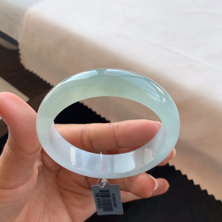 翡翠手镯未镶嵌翡翠手镯55