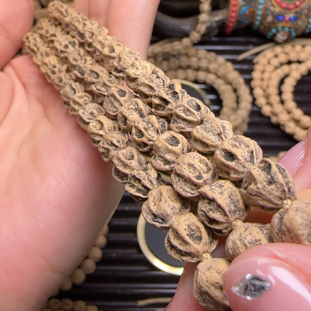 柏香籽/百香籽吊坠叁***O