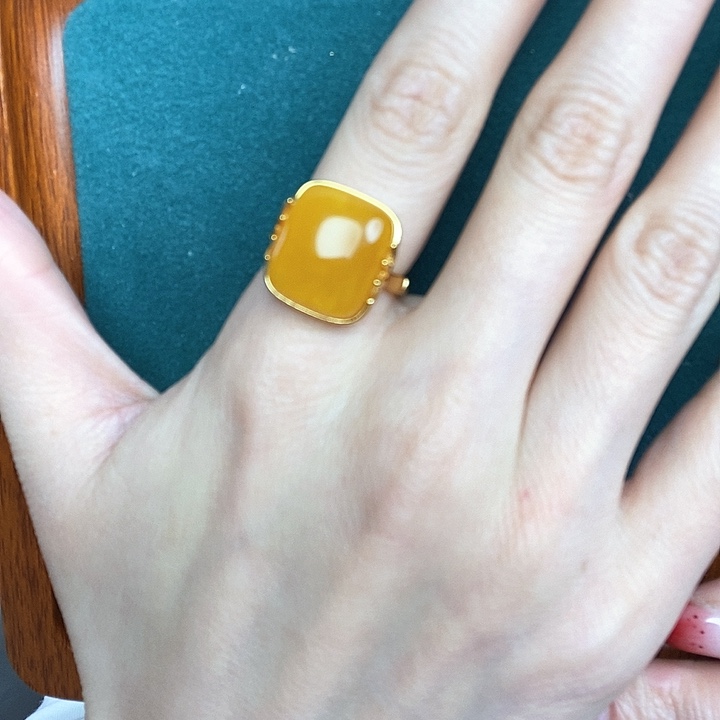 蜜蜡戒指银S925镶嵌戒指