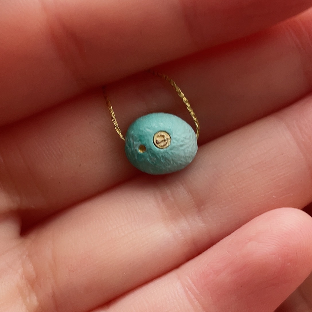 绿松石颈饰未镶嵌