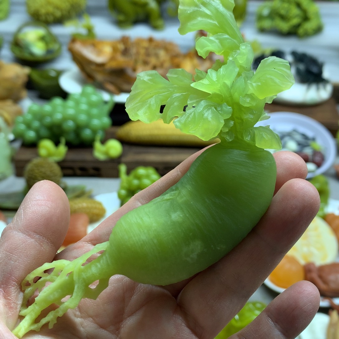 未镶嵌蛇纹石玉摆件