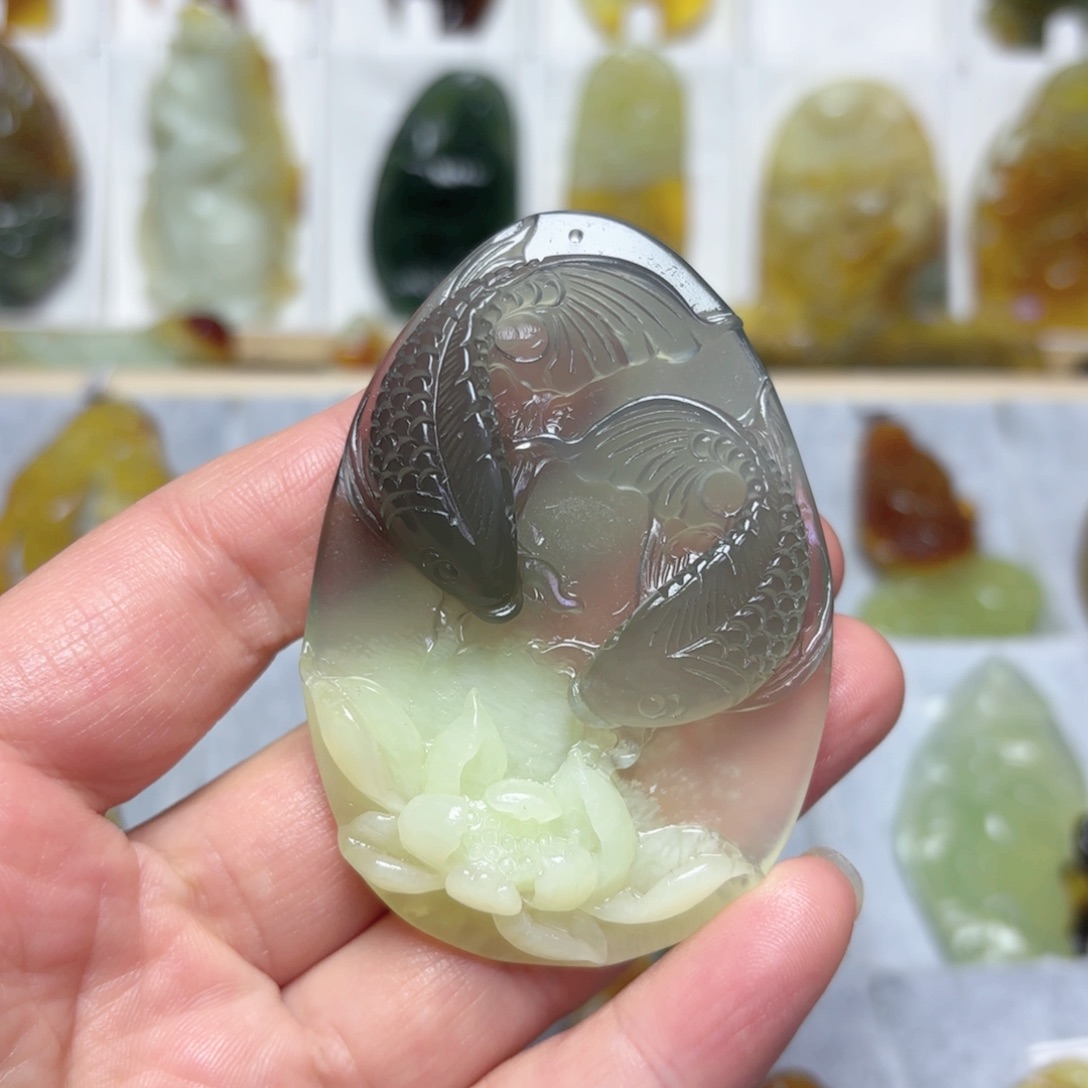 蛇纹石玉吊坠(不含链)未镶嵌