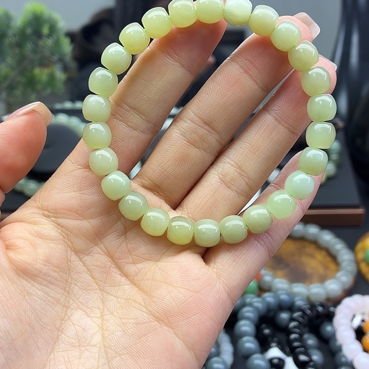 和田玉未镶嵌手串