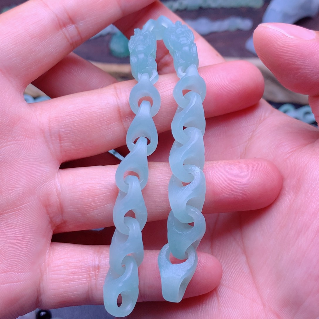 定制翡翠未镶嵌词****馆手链
