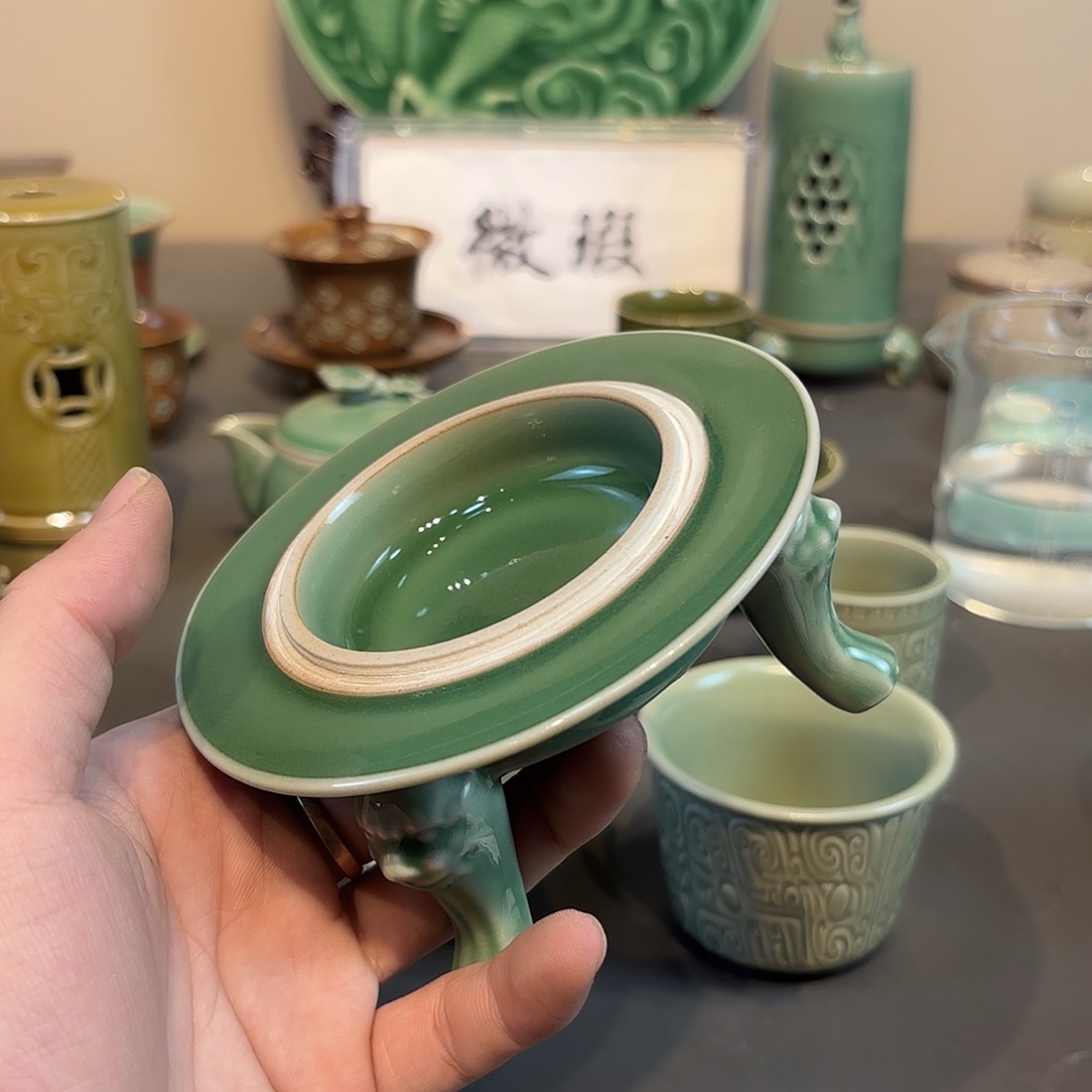 瓷片阎*人青瓷青瓷青瓷青瓷