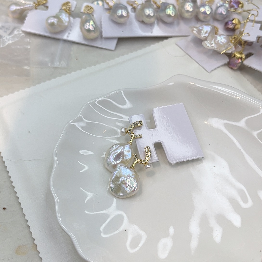 合金淡水珍珠耳饰