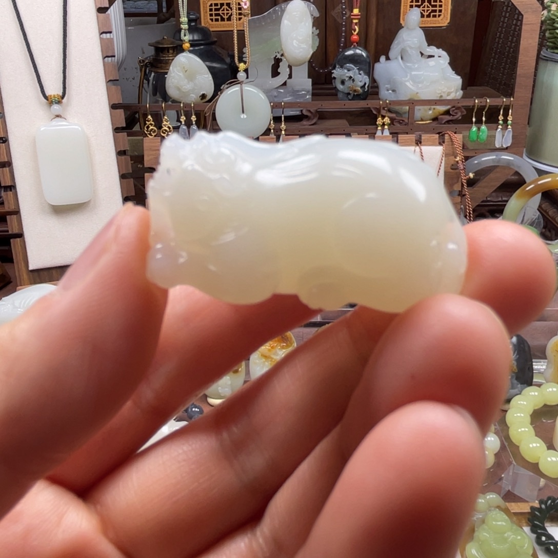 和田玉未镶嵌挂件