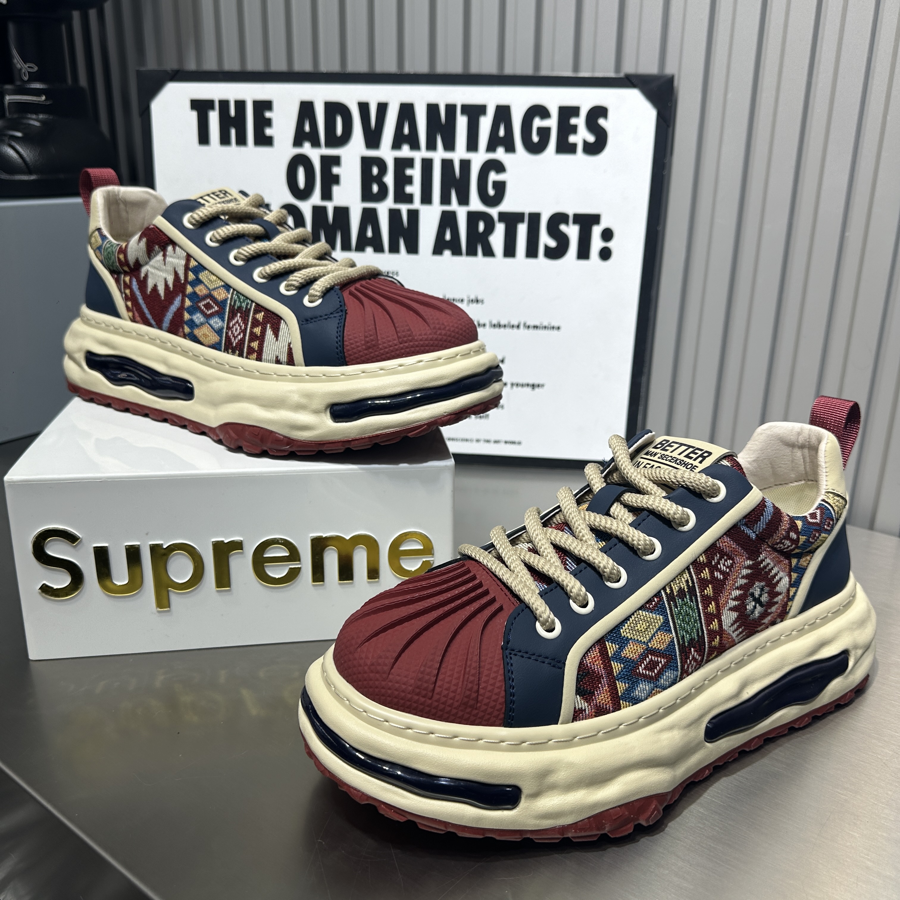 2025广州轻奢个性布面拼接时尚男鞋舒适百搭男鞋帅气青年潮流潮鞋