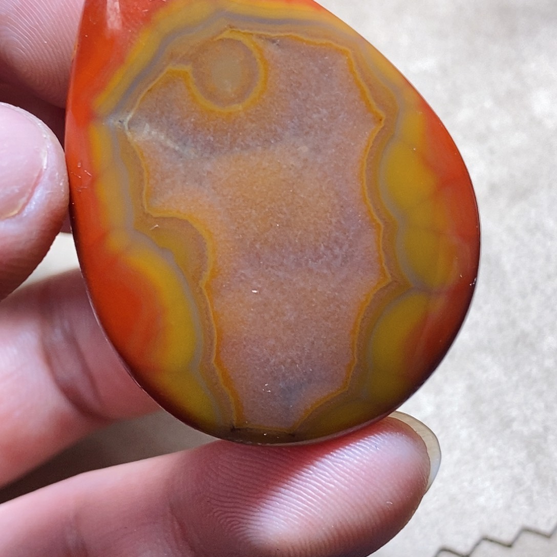 玛瑙/玉髓颈饰未镶嵌快*人