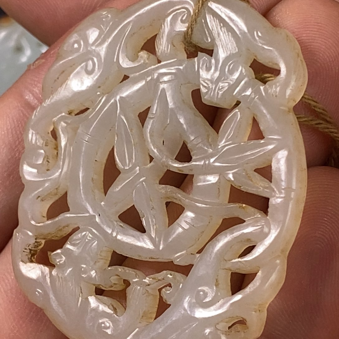 和田玉如图未镶嵌