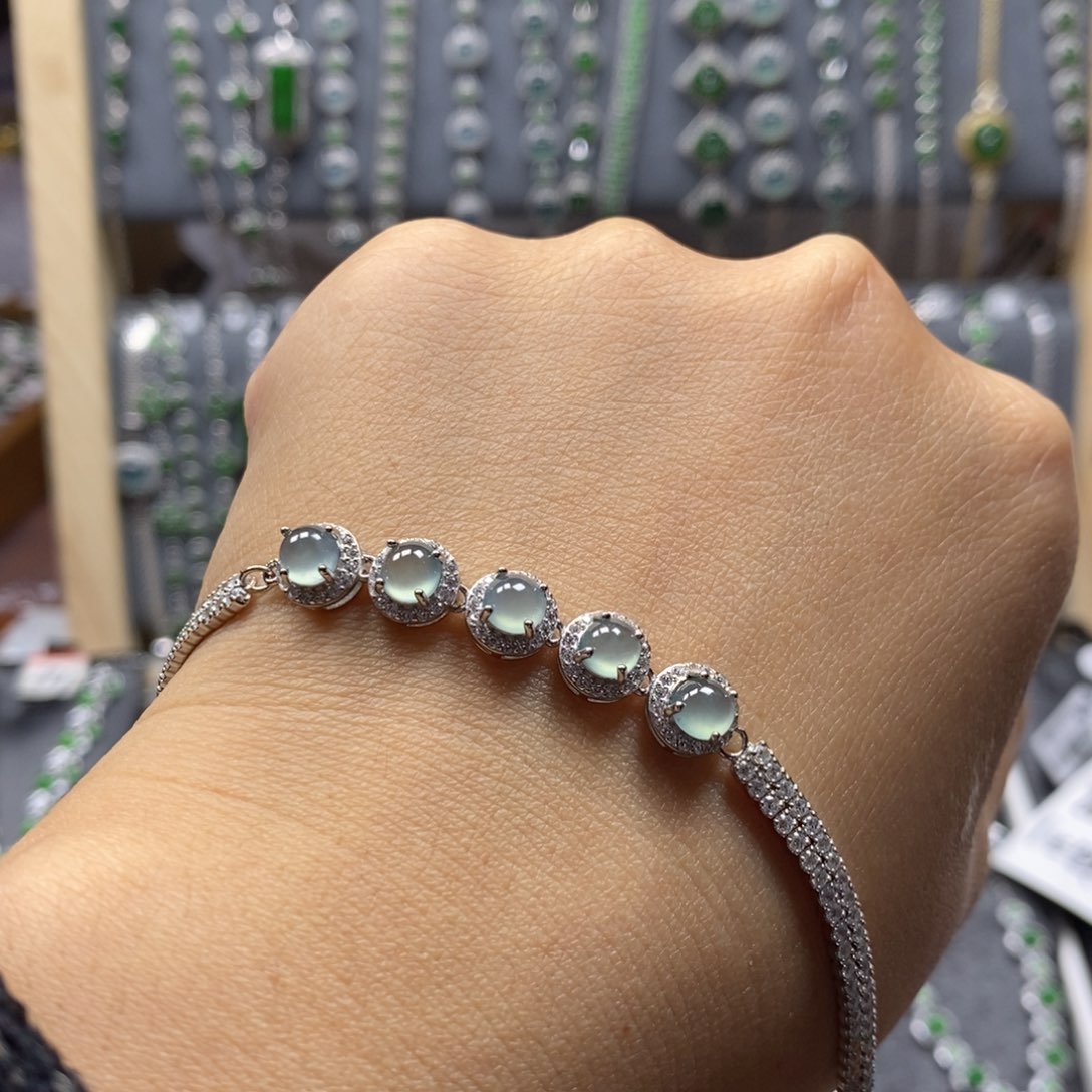 翡翠颈饰银S925镶嵌翡翠手链