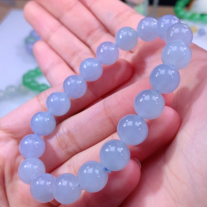 翡翠手链未镶嵌翡翠