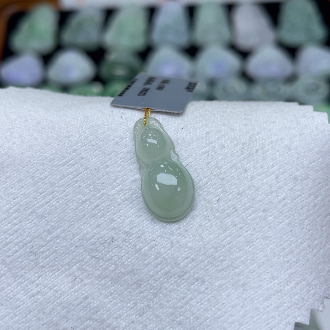 颈饰未镶嵌翡翠葫芦