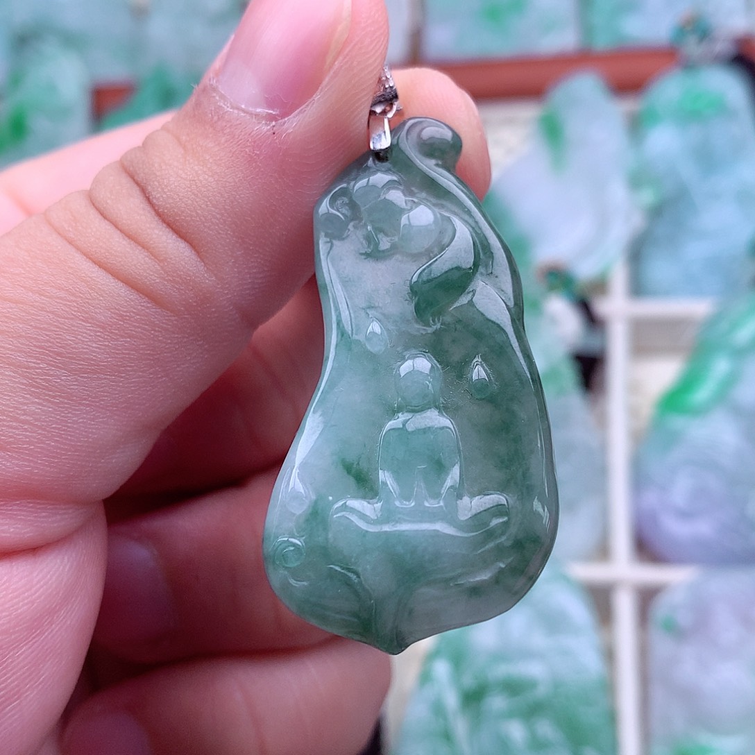 翡翠未镶嵌吊坠(不含链)