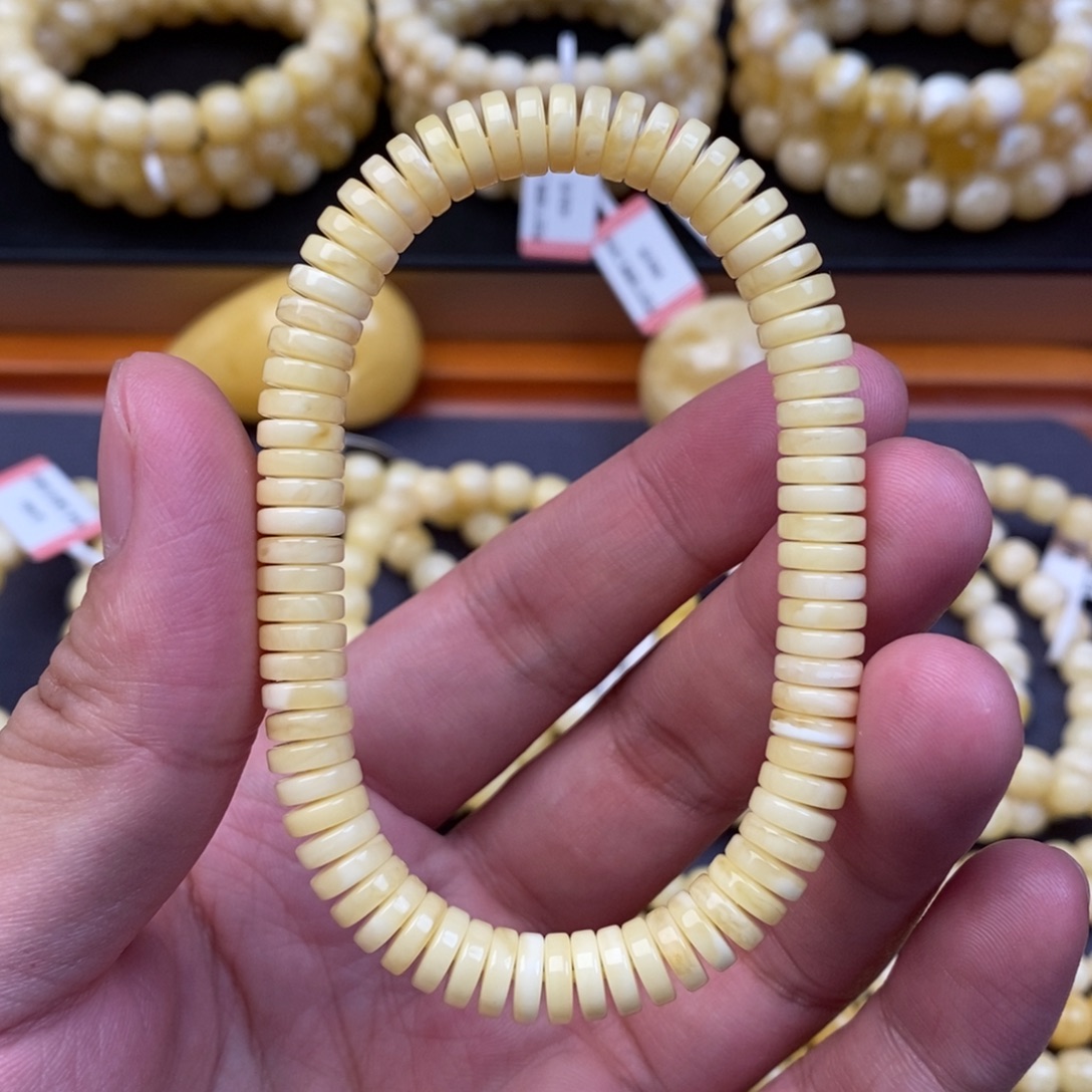 琥珀未镶嵌珠宝奇石7.5m