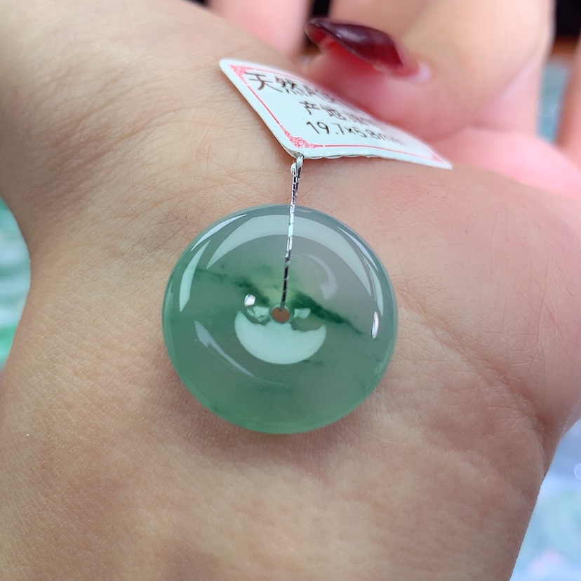 【闪购商品】翡翠吊坠(不含链)未镶嵌