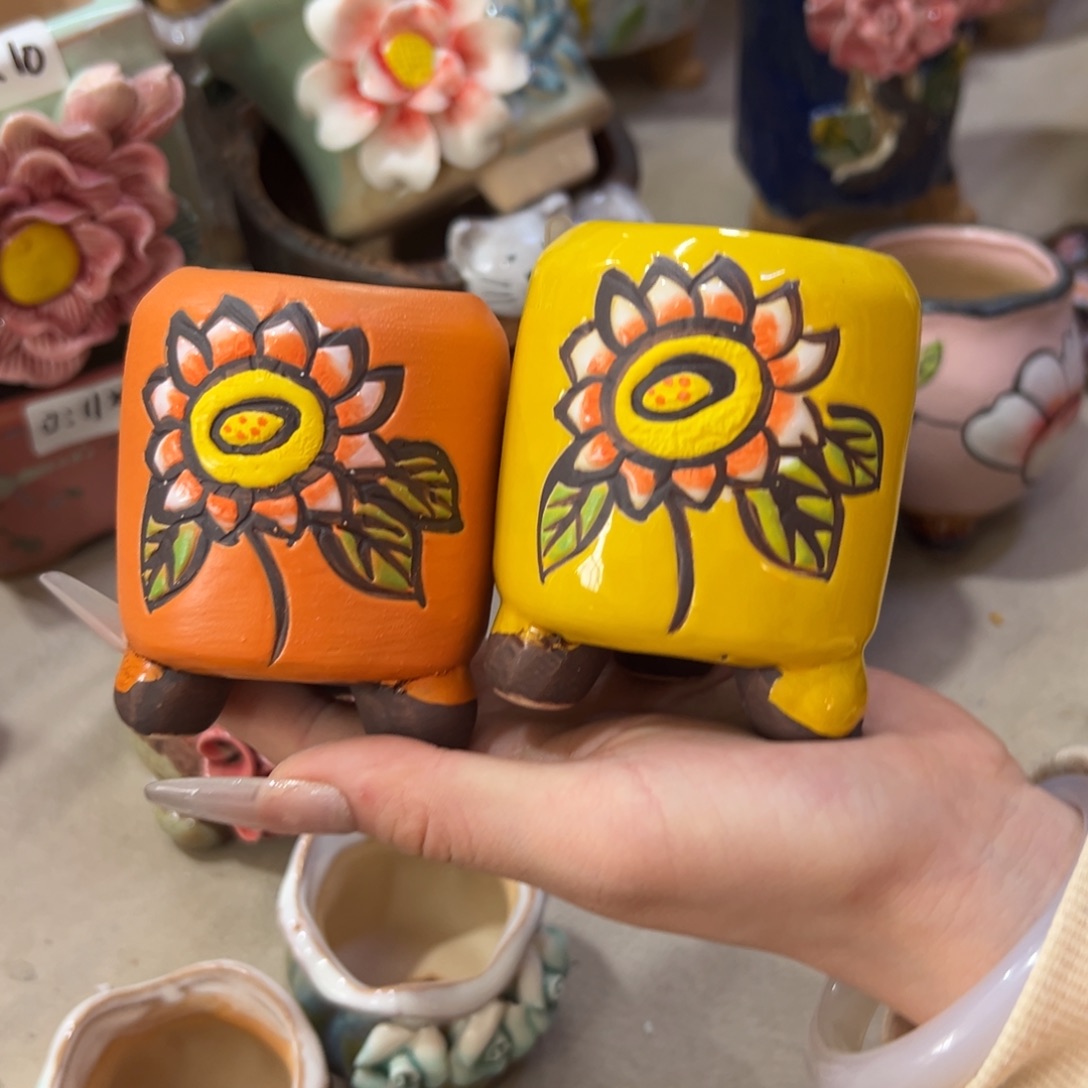 花盆，满20发货爱退拉黑