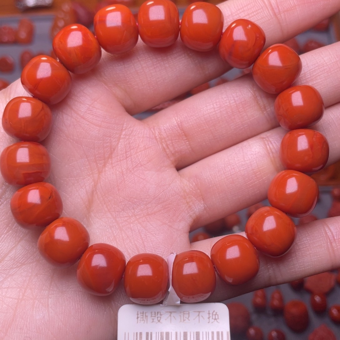 南红玛瑙配饰未镶嵌皮***飞