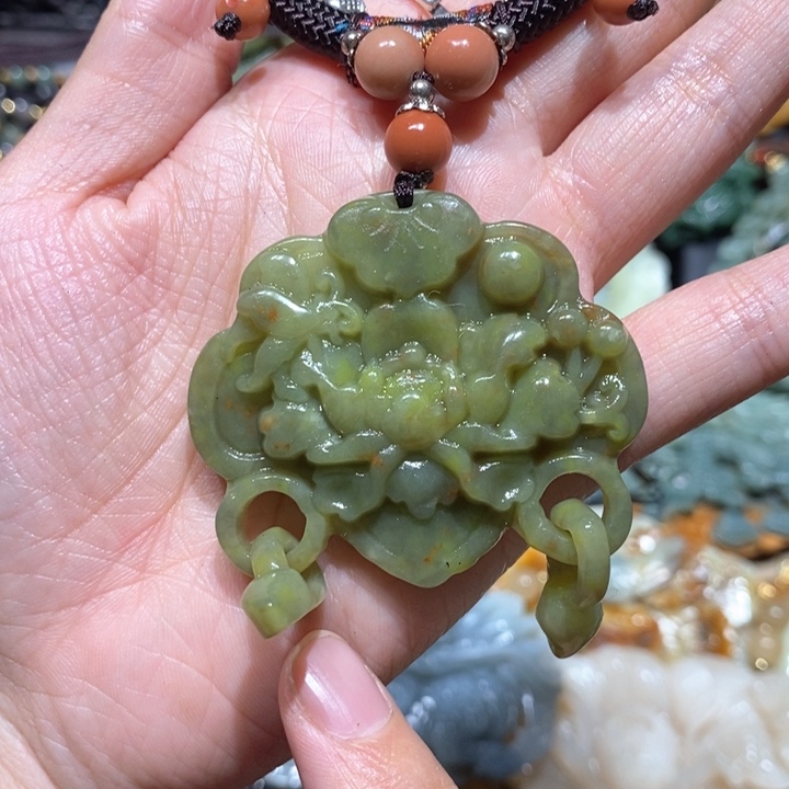 岫玉毛衣链未镶嵌