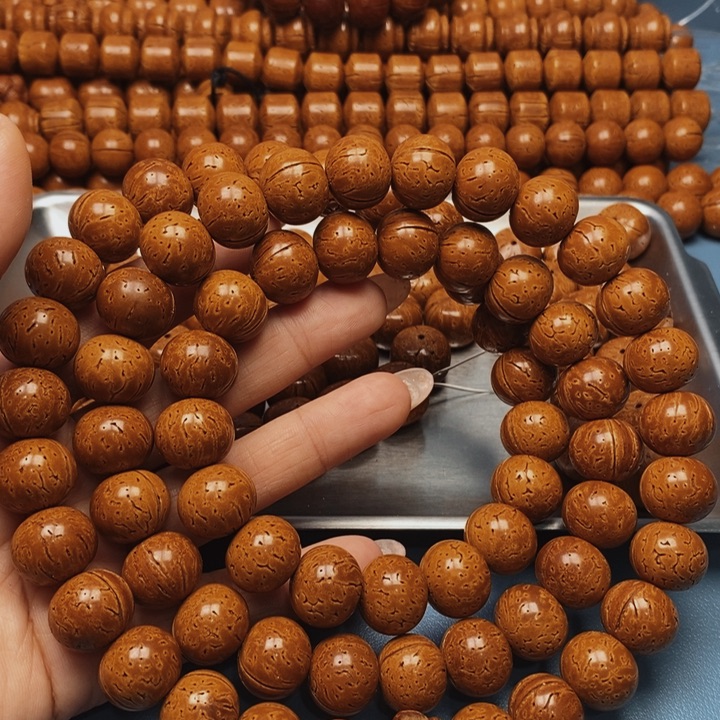 桃核脖挂苹果16花皮色差66颗