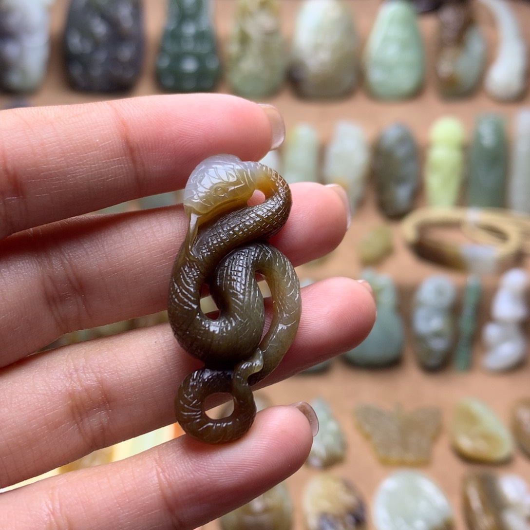 和田玉挂件未镶嵌