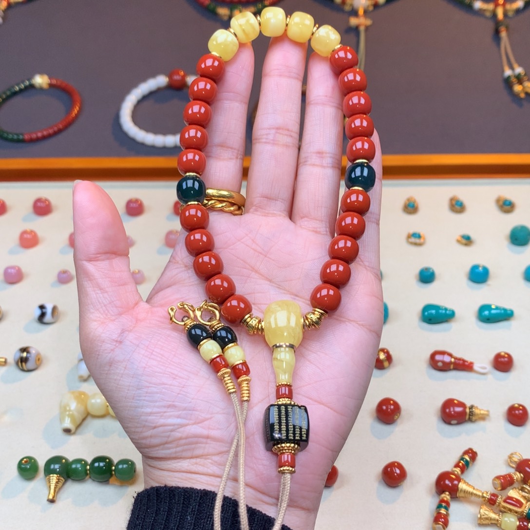 南红玛瑙未镶嵌颈饰