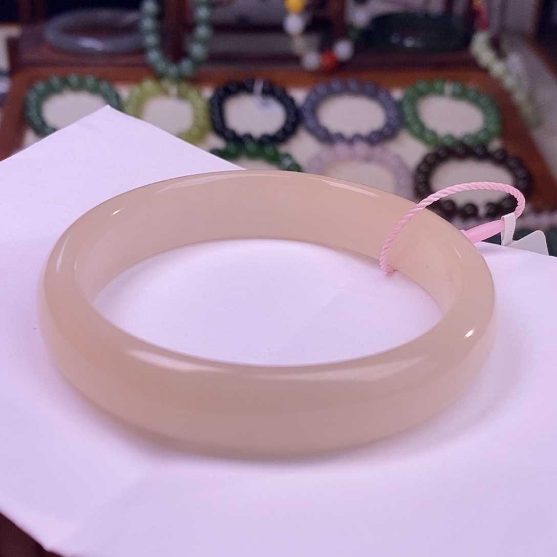 颈饰未镶嵌和田玉57收藏级熟藕粉脂膏级老料红粉手镯